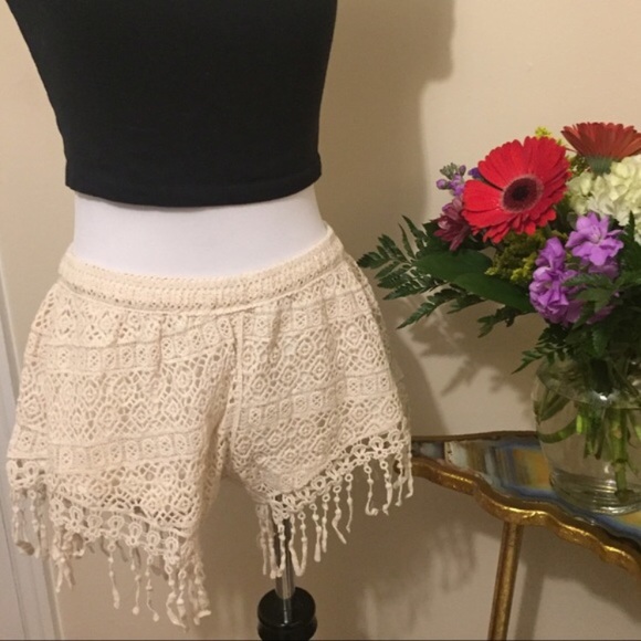 Crochet Fringe Trim Shorts - Ivory/Cream - Picture 4 of 6